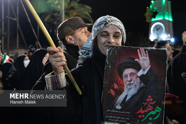 شادی مردم گرگان پس از اعلام رهبری آیت الله مجتبی خامنه‌ای