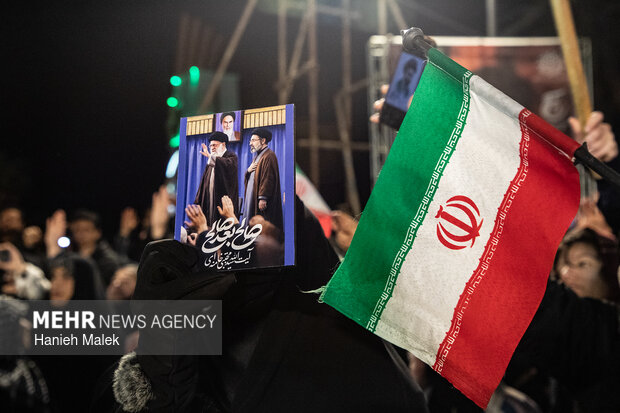 شادی مردم گرگان پس از اعلام رهبری آیت الله مجتبی خامنه‌ای