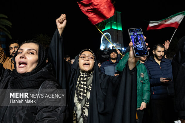 شادی مردم گرگان پس از اعلام رهبری آیت الله مجتبی خامنه‌ای