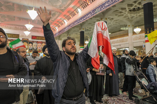 شادی مردم قم پس از اعلام رهبری آیت الله مجتبی خامنه‌ای