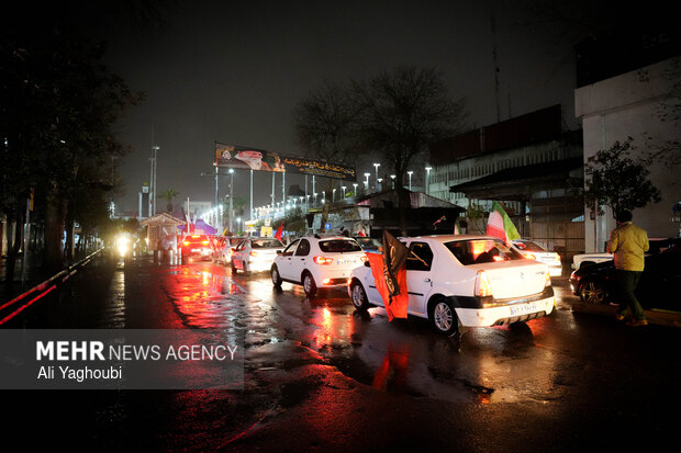 شادی مردم رشت پس از اعلام رهبری آیت الله مجتبی خامنه‌ای