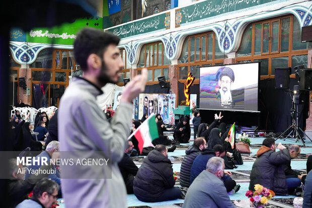 شادی مردم رشت پس از اعلام رهبری آیت الله مجتبی خامنه‌ای