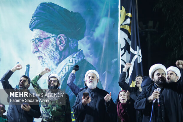 شادی مردم قم پس از اعلام رهبری آیت الله مجتبی خامنه‌ای