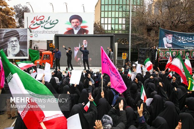 خراسان شمالی یکپارچه با ولایت؛ بیعت مدیران با سومین رهبر