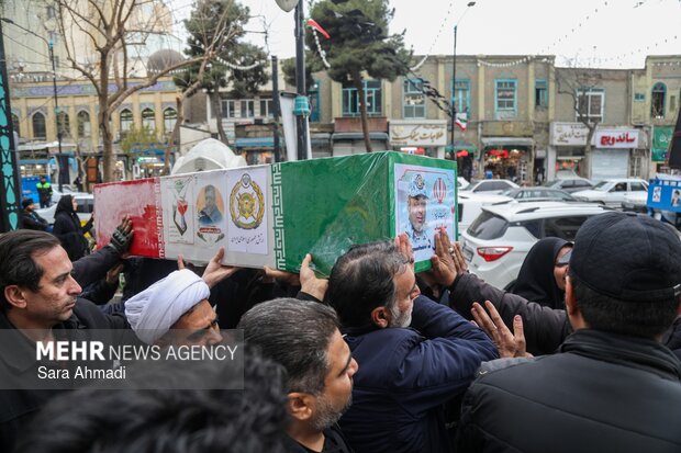 تشییع پیکر مطهر ۲ شهید در مشهد