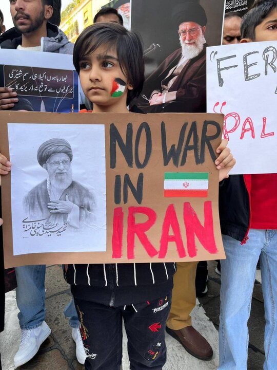 تظاهرات در ایتالیا درمحکومیت حمله آمریکایی-صهیونیستی علیه ایران+تصاویر