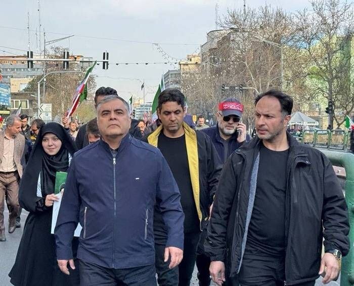 تجمع على مستوى البلاد لمبايعة إمام الأمة الشهيد ومبايعة القائد الجديد آية الله مجتبى الخامنئي