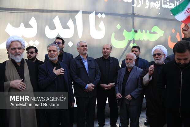 بیعت مردم ورامین با رهبر جدید