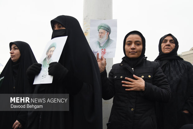 اجتماع مردمی بیعت با رهبر سوم انقلاب اسلامی در مشهد