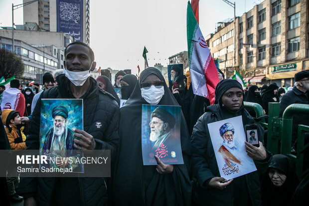 مراسم بیعت با سومین رهبر انقلاب اسلامی در تهران