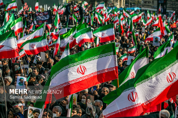 مراسم بیعت با سومین رهبر انقلاب اسلامی در تهران