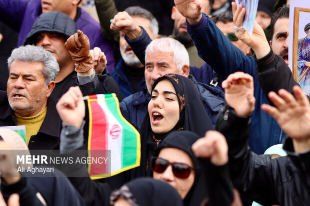 اجتماع بیعت مردم ارومیه با رهبر سوم انقلاب اسلامی