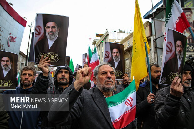 بیعت زنجانی‌ها با سومین رهبر انقلاب اسلامی