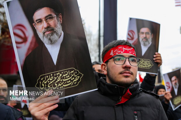 بیعت زنجانی‌ها با سومین رهبر انقلاب اسلامی