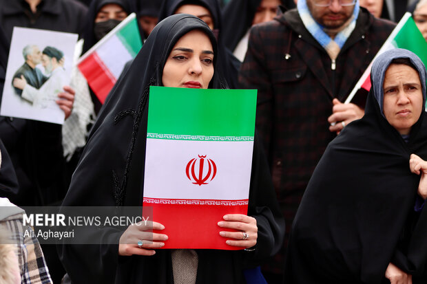 اجتماع بیعت مردم ارومیه با رهبر سوم انقلاب اسلامی