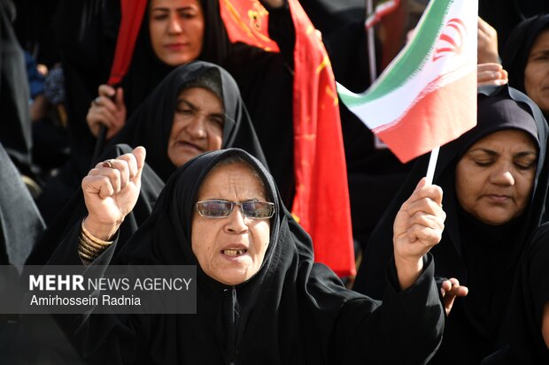 اجتماع بانوان ولایی در بیرجند