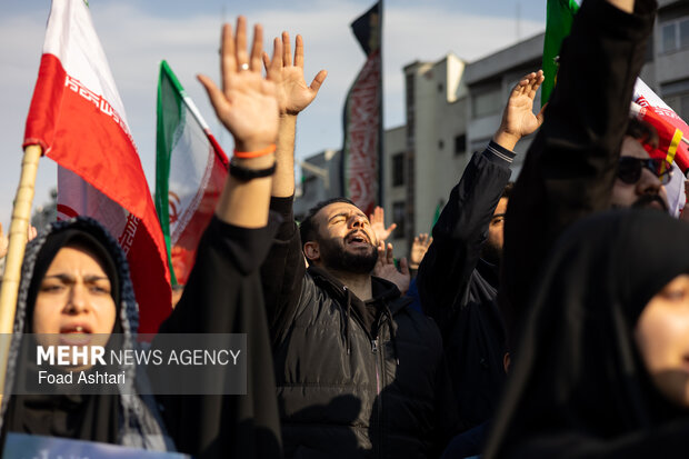 مراسم بیعت با سومین رهبر انقلاب اسلامی در تهران