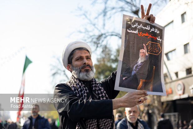 مراسم بیعت با سومین رهبر انقلاب اسلامی در تهران