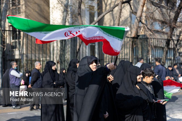 مراسم بیعت با سومین رهبر انقلاب اسلامی در تهران