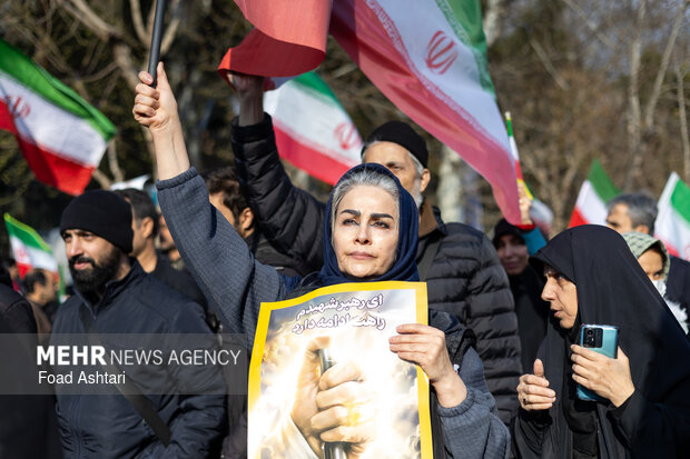 مراسم بیعت با سومین رهبر انقلاب اسلامی در تهران