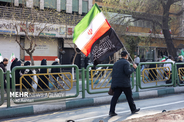 مراسم بیعت با سومین رهبر انقلاب اسلامی در تهران