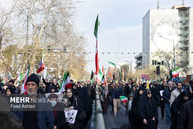 مراسم بیعت با سومین رهبر انقلاب اسلامی در تهران