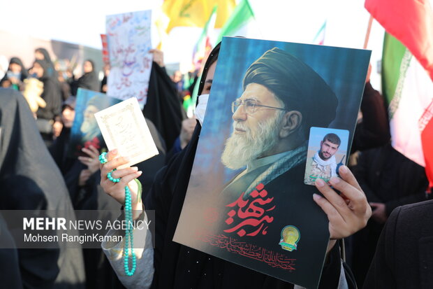 مراسم بیعت با سومین رهبر انقلاب اسلامی در تهران