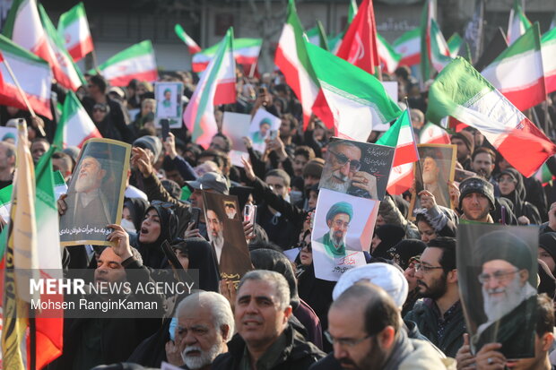 مراسم بیعت با سومین رهبر انقلاب اسلامی در تهران