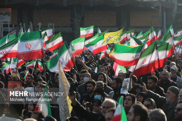 مراسم بیعت با سومین رهبر انقلاب اسلامی در تهران