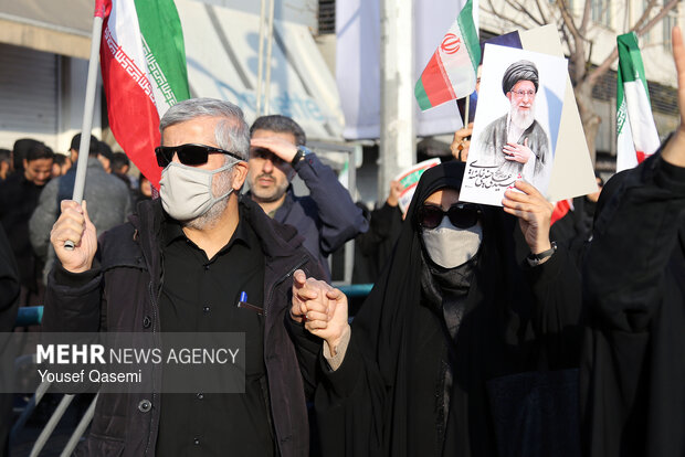 مراسم بیعت با سومین رهبر انقلاب اسلامی در تهران