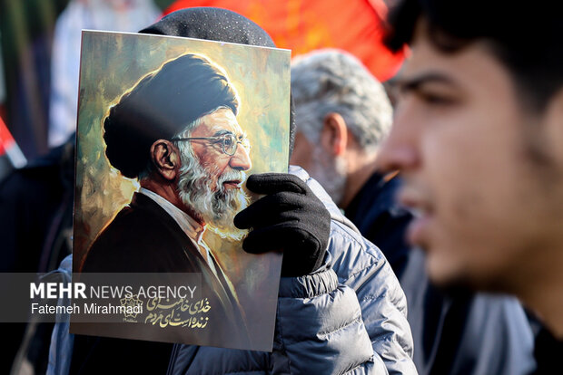 مراسم بیعت با سومین رهبر انقلاب اسلامی در تهران