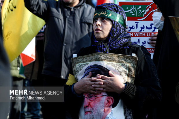 مراسم بیعت با سومین رهبر انقلاب اسلامی در تهران