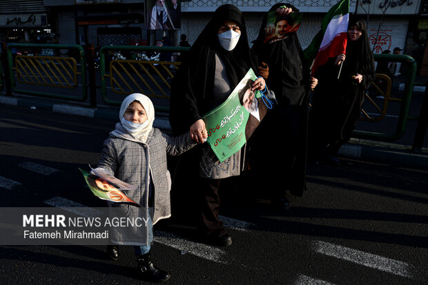 مراسم بیعت با سومین رهبر انقلاب اسلامی در تهران