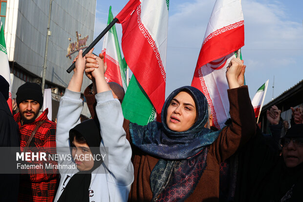 مراسم بیعت با سومین رهبر انقلاب اسلامی در تهران