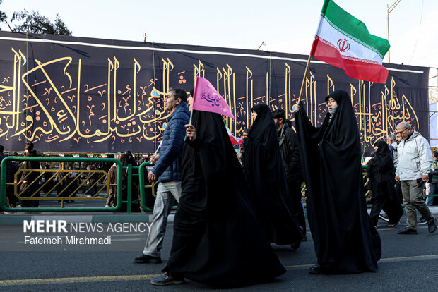 مراسم بیعت با سومین رهبر انقلاب اسلامی در تهران