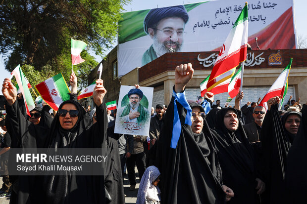 بیعت اهوازی‌ها با سومین رهبر انقلاب اسلامی
