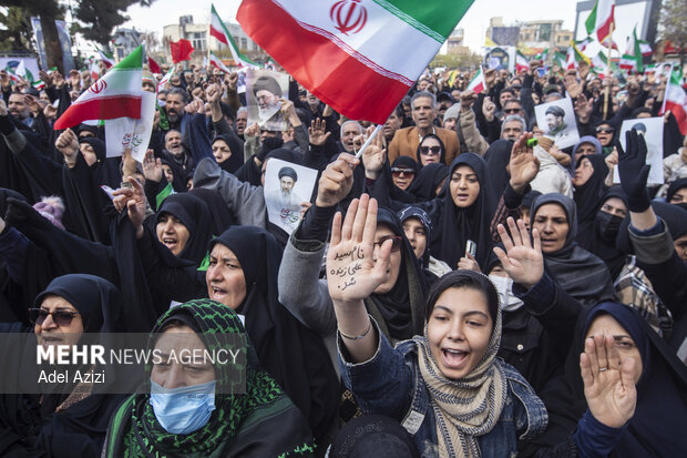 بیعت اراکی‌ها با سومین رهبر انقلاب اسلامی