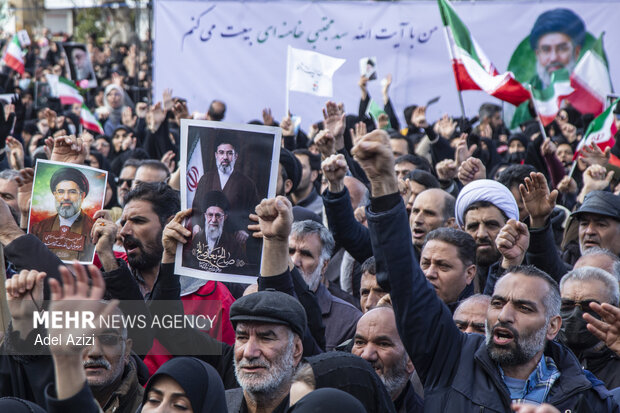 بیعت اراکی‌ها با سومین رهبر انقلاب اسلامی