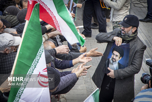بیعت اراکی‌ها با سومین رهبر انقلاب اسلامی