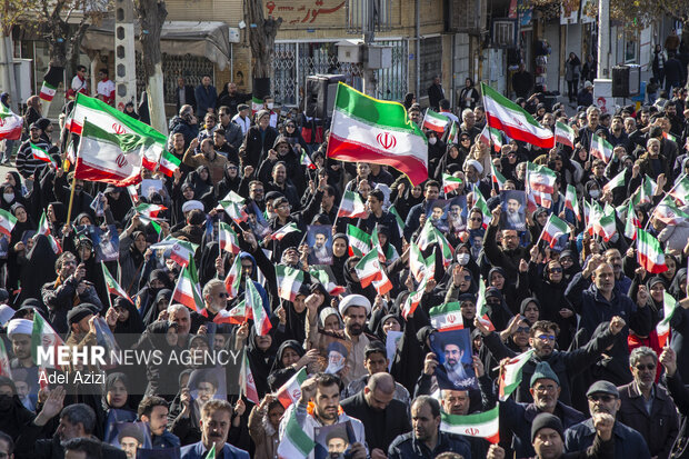 بیعت اراکی‌ها با سومین رهبر انقلاب اسلامی