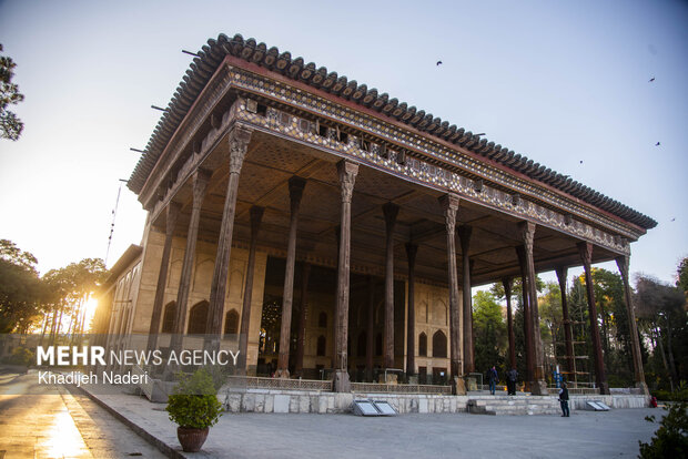 روایت میدانی مهر از وضعیت میراث جهانی اصفهان در آستانه نوروز روایت میدانی مهر از وضعیت میراث جهانی اصفهان در آستانه نوروز