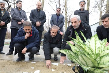 معاون صدا به دیدار خانواده شهید ردایی رفت؛ فداکاری ماندگار یک رادیویی