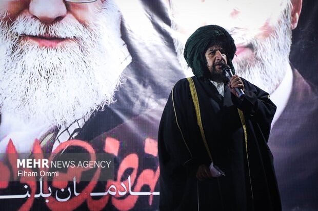 اجتماع بیعت مردم سنندج با سومین رهبر انقلاب اسلامی