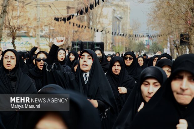 زنان؛ پاسداران معنا و ستونهای تابآوری فرهنگی در تلاطم جنگ زنان ؛ پاسداران معنا و ستونهای تابآوری فرهنگی در تلاطم جنگ