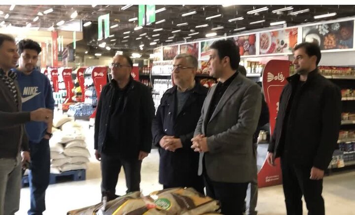 بازدید میدانی استاندار کردستان از بازار سنندج