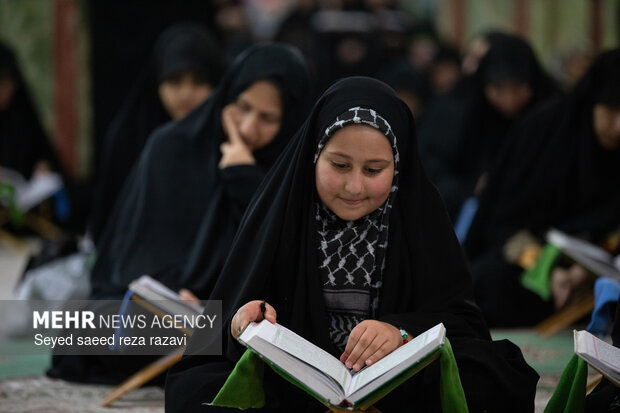 مراسم جزخوانی قرآن کریم به یاد رهبر شهید انقلاب
