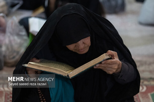 مراسم جزخوانی قرآن کریم به یاد رهبر شهید انقلاب