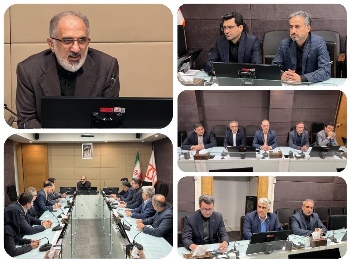 خورسندیان: بازرسان بانک در شعب کشیک بر فرایند خدمت رسانی نظارت کنند