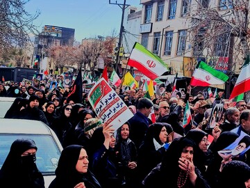 مردم ایران تا آخرین نفس پای آرمان‌های انقلاب و ولایت خواهند ایستاد  