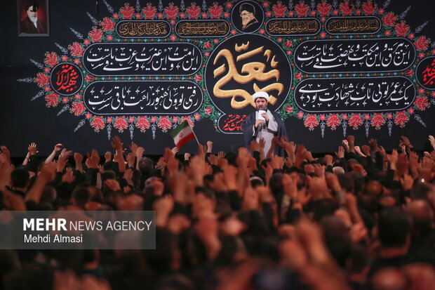 احیای شب بیست و یکم ماه مبارک رمضان در زنجان